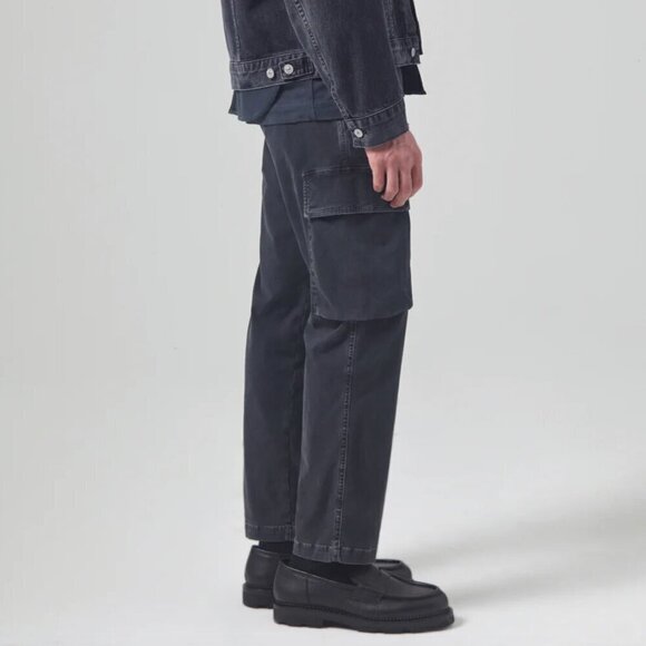 Citizens of Humanity Dillon Distressed Cargo Pants in Peppercorn - Picture 2 of 12